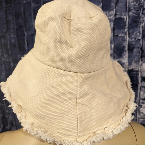Olive & Pique Cream/Ivory Color Cotton Bucket Hat NWT - Picture 11 of 11